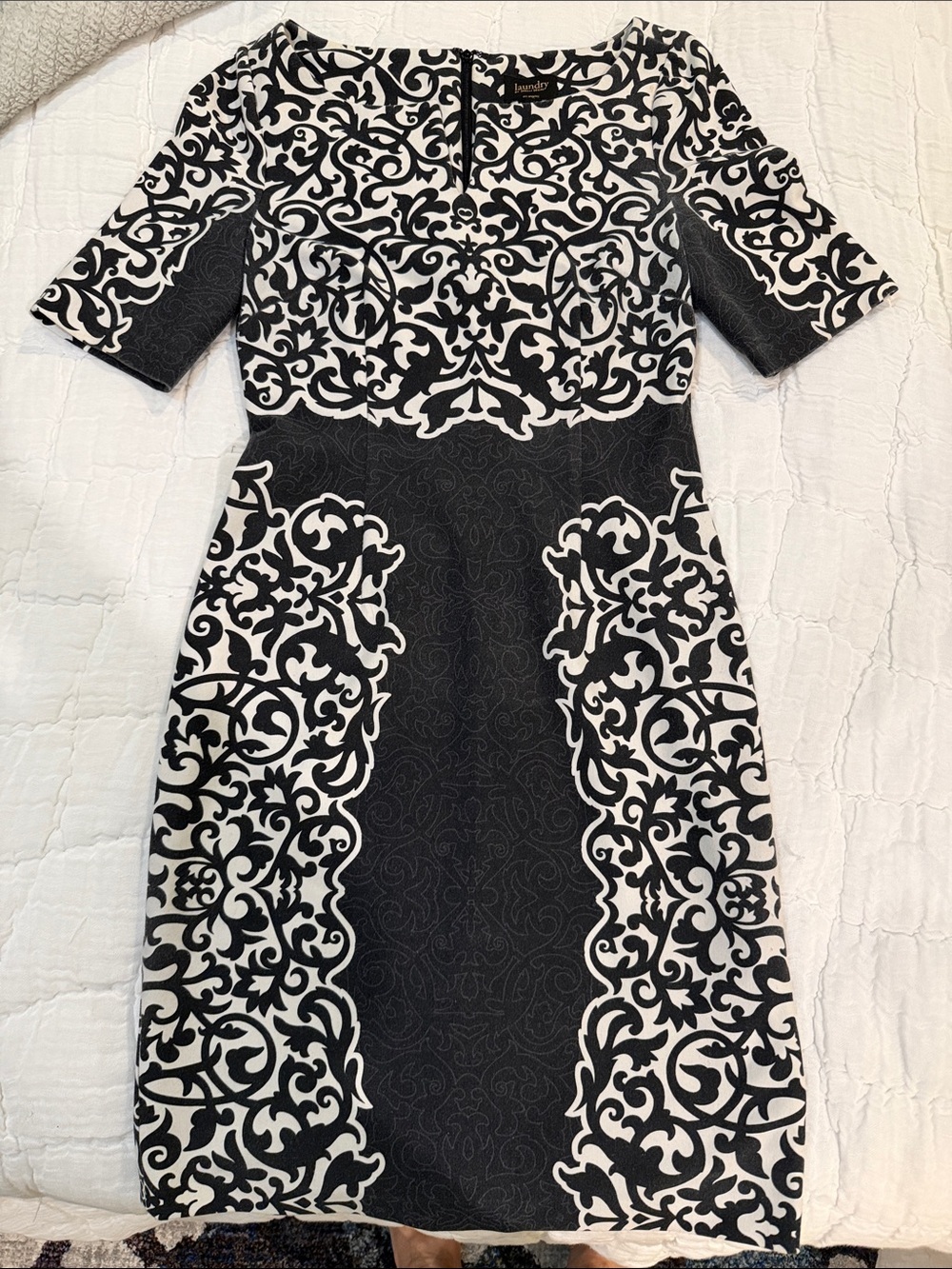 Laundry By Shelli Segal Black and White Baroque-Print Midi Dress